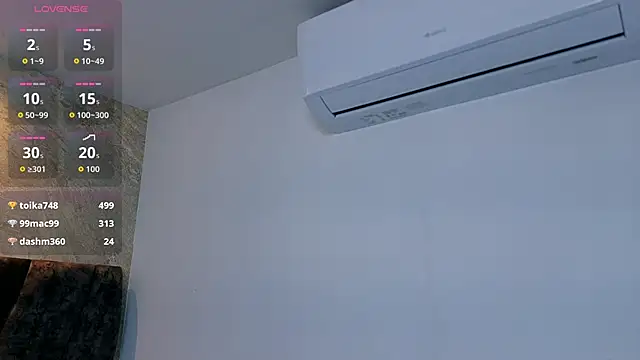 zoe_hugeboobs's cam snapshot