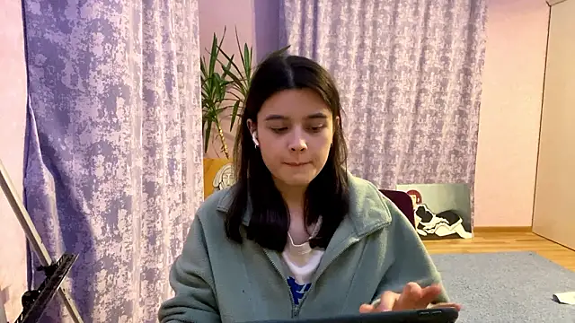 SaintMari's cam snapshot