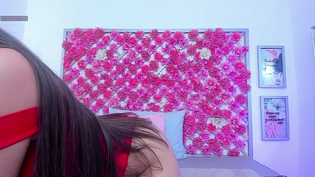 hannah_miller_1's cam snapshot