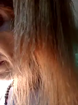 FrozenWaffle live sex cam