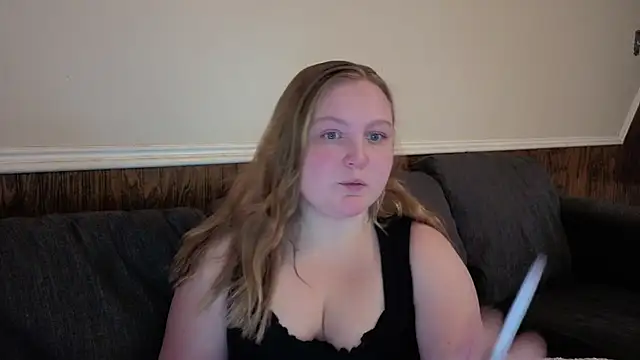 PhatAssBlond live sex cam
