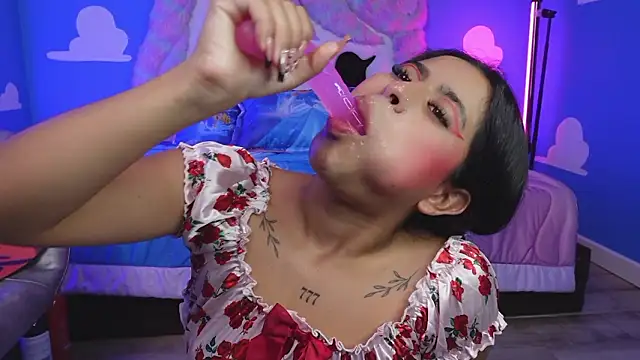 miss___anya's cam snapshot