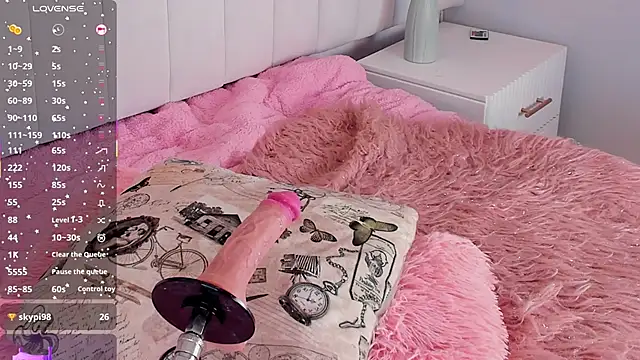 chelsea_bolton_'s cam snapshot