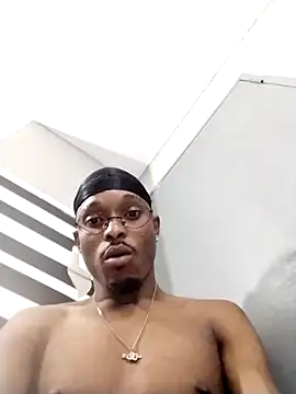 Massive_Xxpounder live sex cam