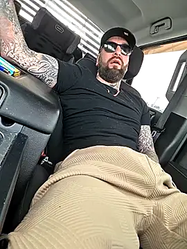 Beardedtattood live sex cam