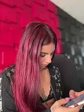 Emily-teen live sex cam