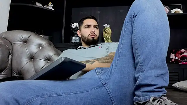 matteosantos live sex cam