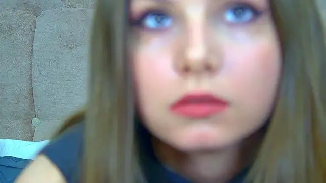 AudreyBarlow live sex cam