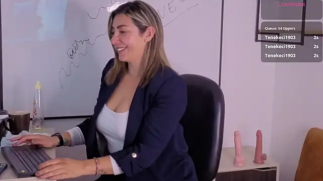 Isabella_lt live sex cam