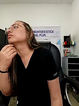 Madisson-04_'s cam snapshot