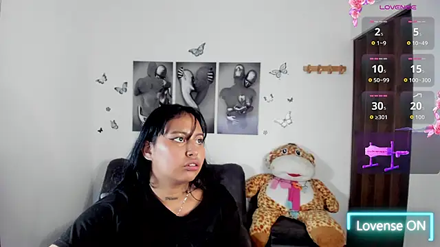 Chloe_02g's cam snapshot