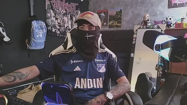 AcidMilo live sex cam