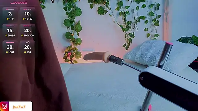 Levii_Ackermann live sex cam