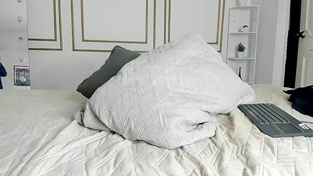 daviana_hill's cam snapshot