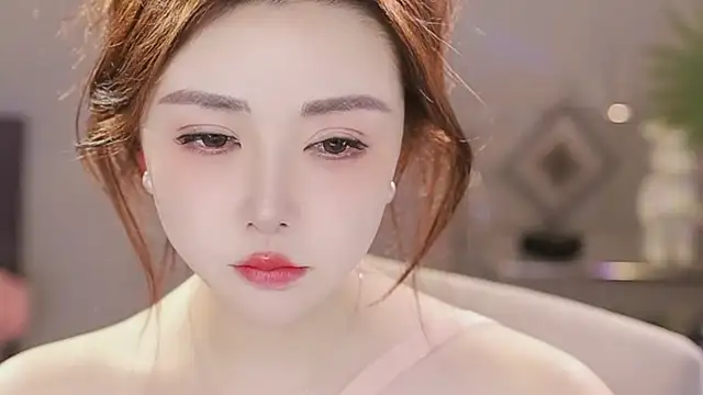 Qiaoqiao__ live sex cam