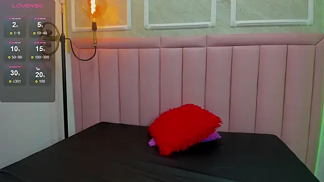 Luna_cocoa's cam snapshot