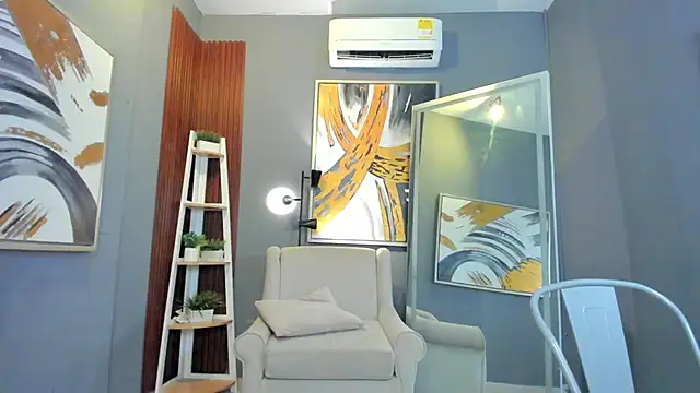 nina_swaan's cam snapshot