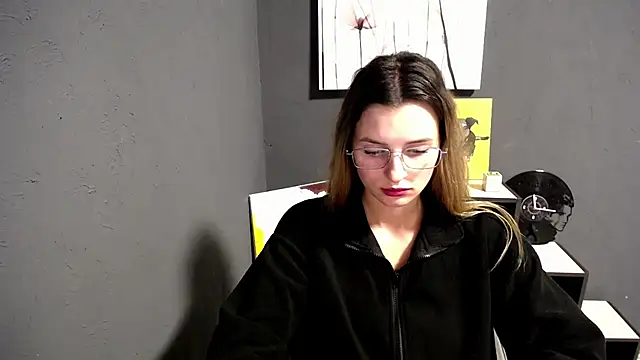 lady_olivia_'s cam snapshot