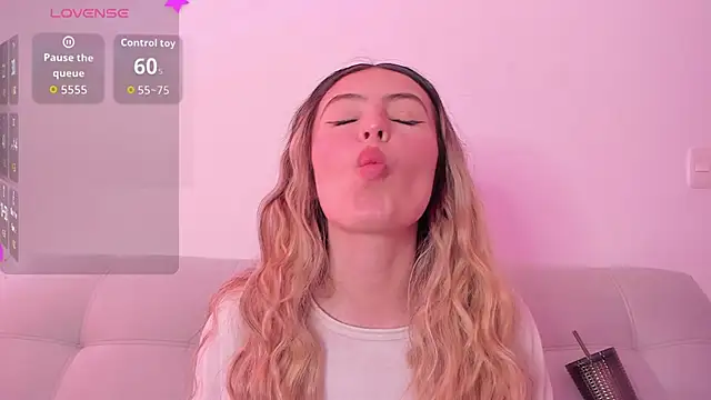 Fernanda_aaaa's cam snapshot