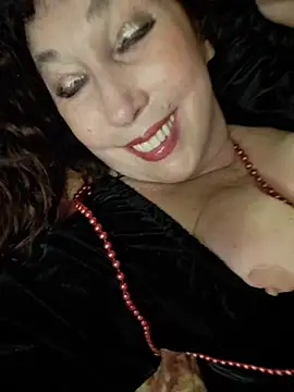 GypsyEsmeralda live sex cam