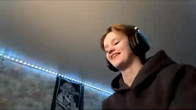 CutieGoga's cam snapshot