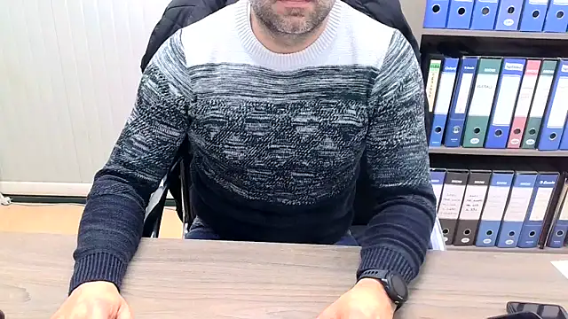 Evasionee live sex cam