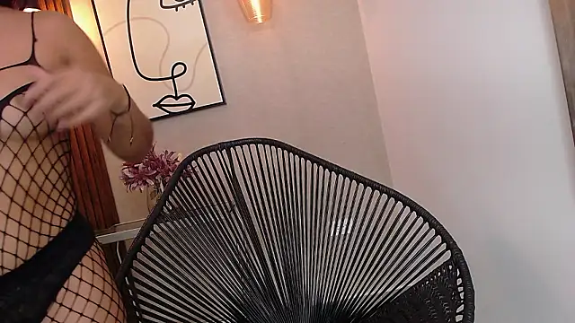 _Olivia_Fox_'s cam snapshot