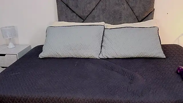 sara_sharma_ live sex cam