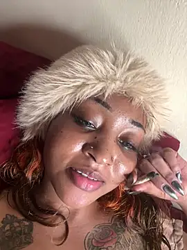 Ruthlessvee live sex cam