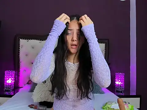 JadeRouse18's cam snapshot