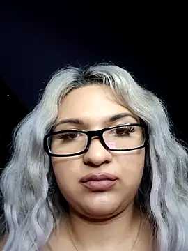 LollaHeart's cam snapshot