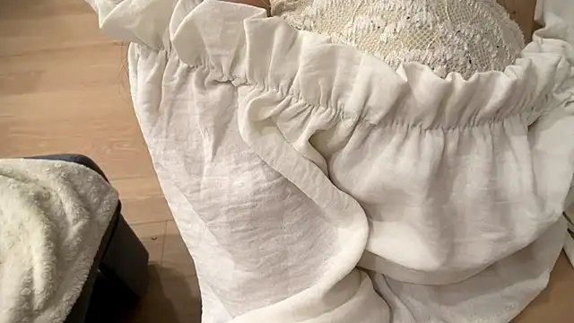 GuyedTheobid's cam snapshot