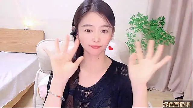 Coco-Sweetie live sex cam