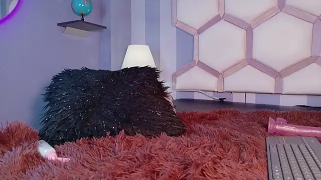 yvi_taylor live sex cam