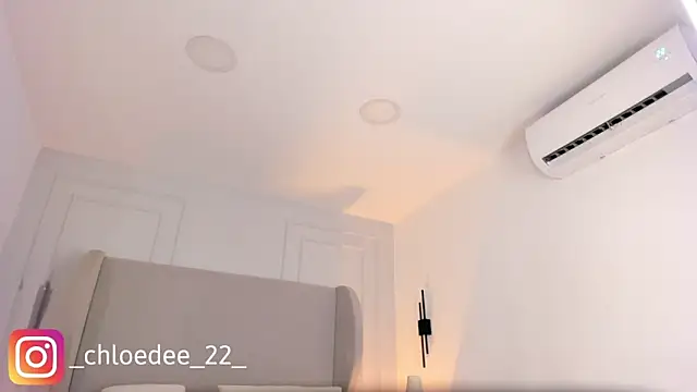 chloe_d live sex cam