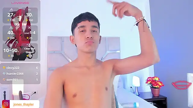 Thayler_jones's cam snapshot