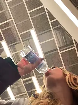 Sweet___Emily live sex cam