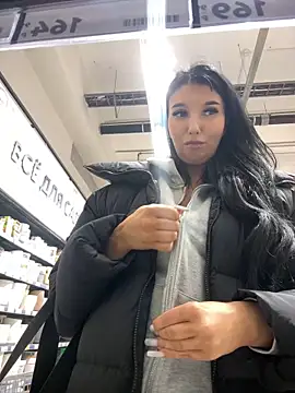 Tisha_Busty live sex cam