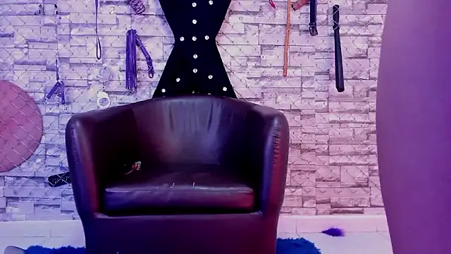 Arion_and_Velvet_bdsm's cam snapshot