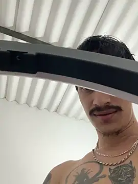 Brutal_FullUrgia69 live sex cam