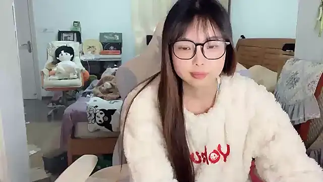 Akong11 live sex cam