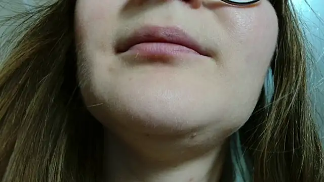 KiraGoldens's cam snapshot