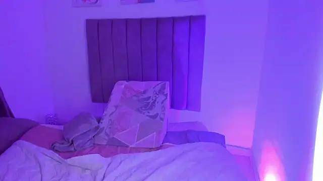 Roxanedewalle's cam snapshot