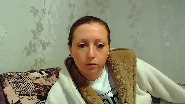 CrystallAngel's cam snapshot