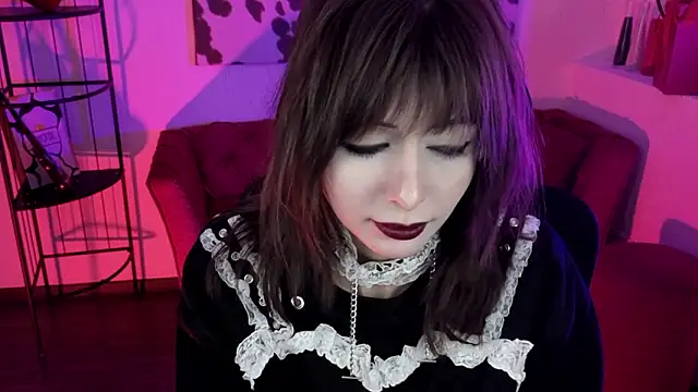 CrystallBloom live sex cam