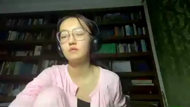 LinaClous's cam snapshot