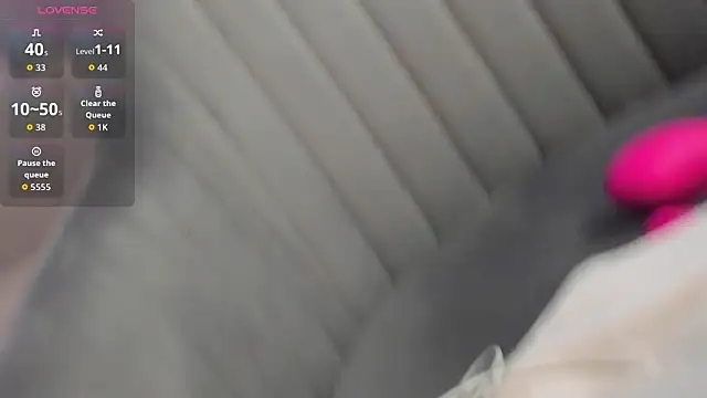 lally_cute live sex cam