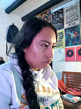 Venuz_Rivers_'s cam snapshot