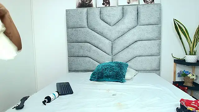 Karlakiss_t's cam snapshot