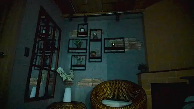 Amy_petitee's cam snapshot